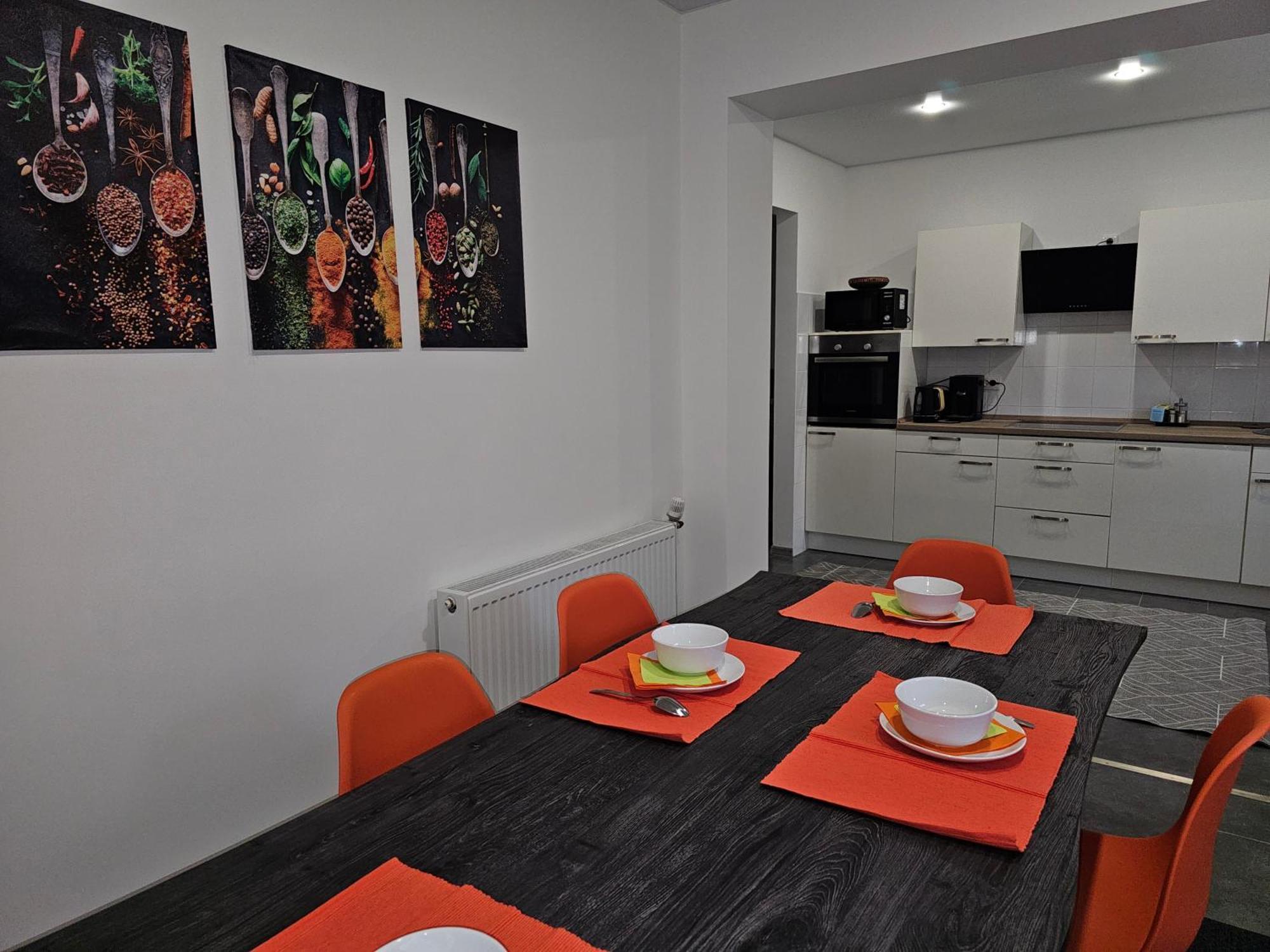 Warburg, Fewo "Sweet Home" 2,5 Zi- Eg-Separater Eingang - Parkplatz - Terasse- Komfortabel,Renoviert Εξωτερικό φωτογραφία